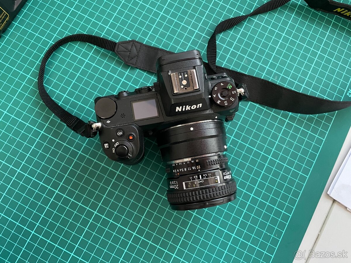 Nikkor 20mm 2.8D AF - 4