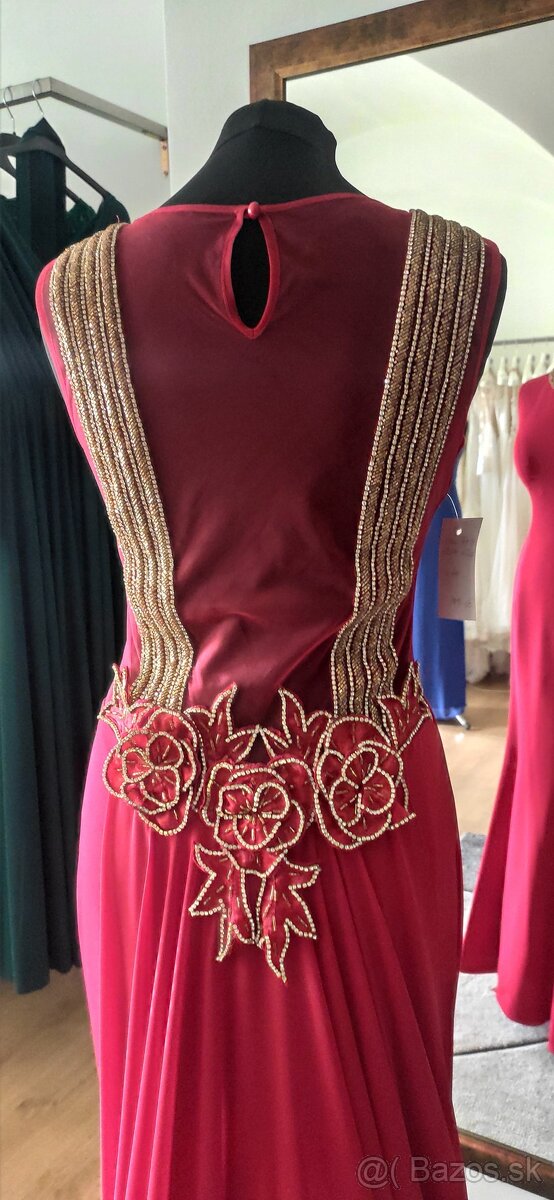 červené spoločenské šaty s vlečkou - 4