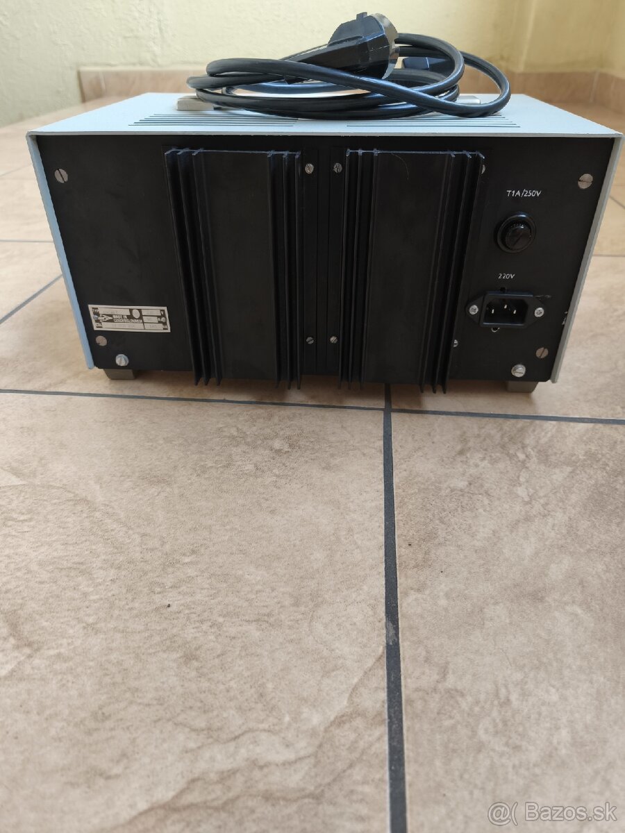 Stabilizovaný zdroj - 4