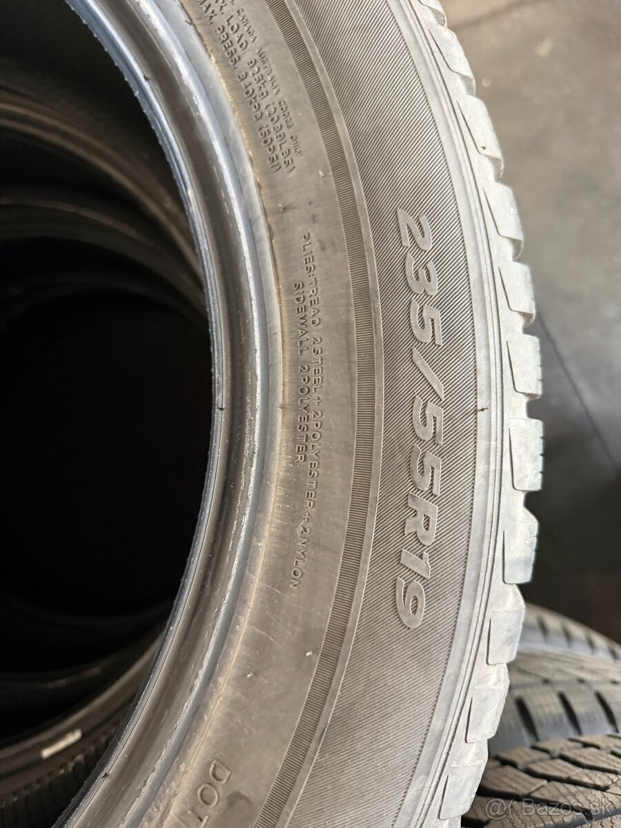 Laufen 235/55 R19 - 4