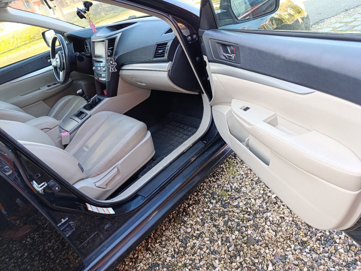Subaru Legacy 2.0D 4×4 Kombi 110kW/150PS Kamera - 4
