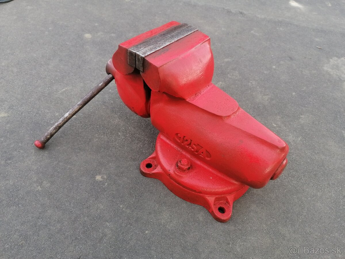 Predám zverák YORK 125 A - 4