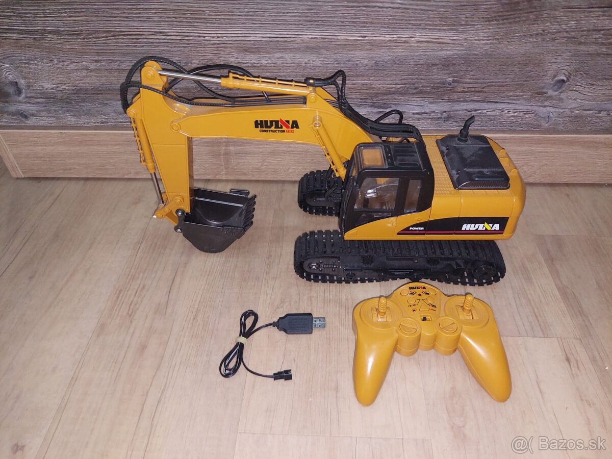 Velky bager na dialkove_REZERVOVANE - 4