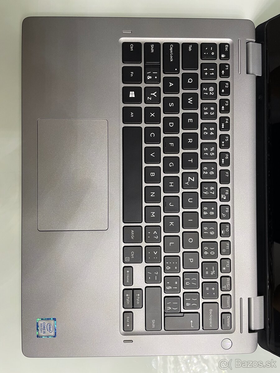 Notebook Dell Latitude 3310 i5 / 16GB / 256GB SSD dotykový - 4