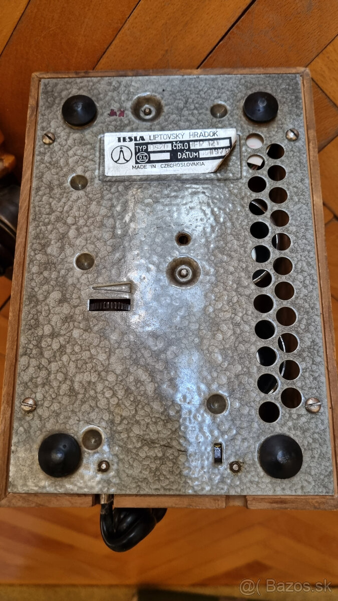 drevený retro telefón Tesla - 4