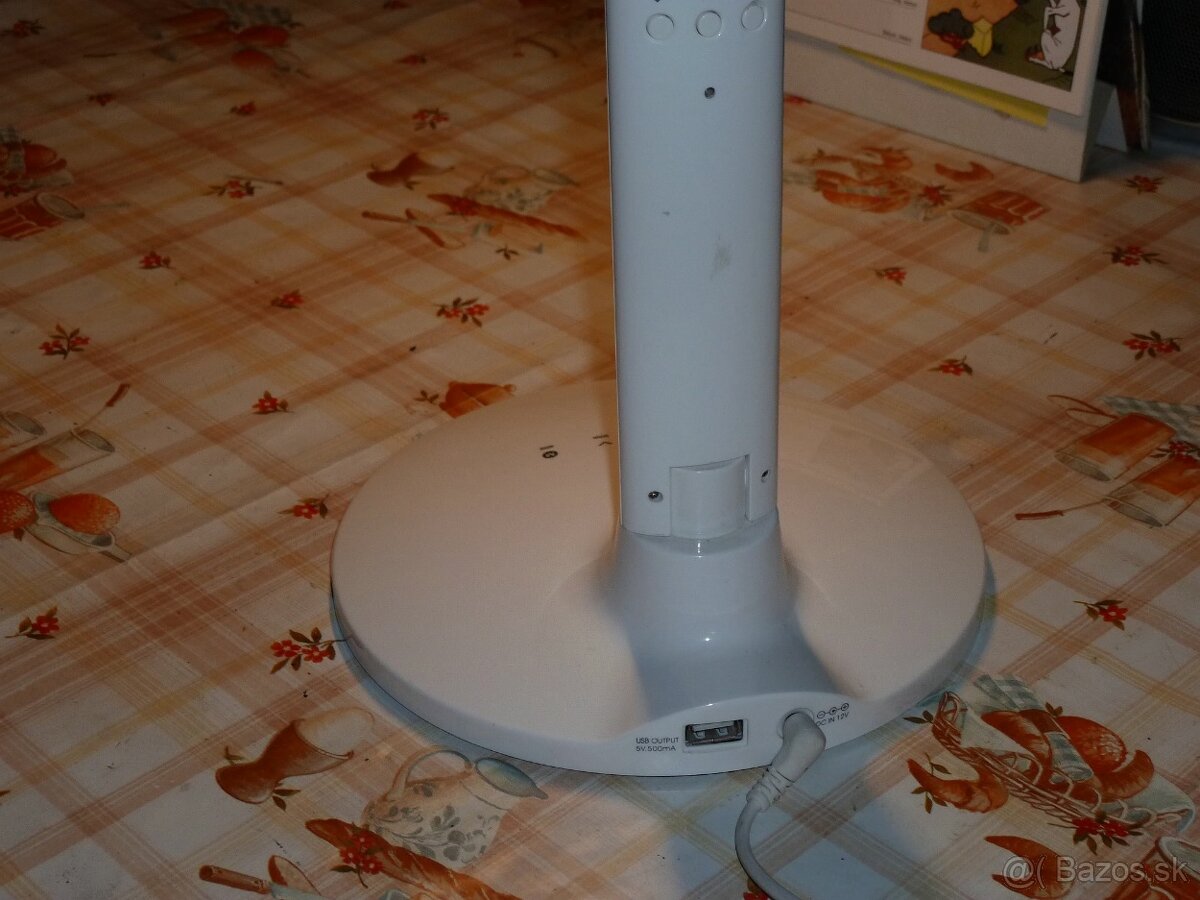 Predám stolnú LED lampu s hodinami - 4