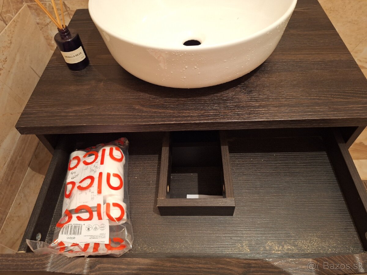 skrinka do kupelne - 4