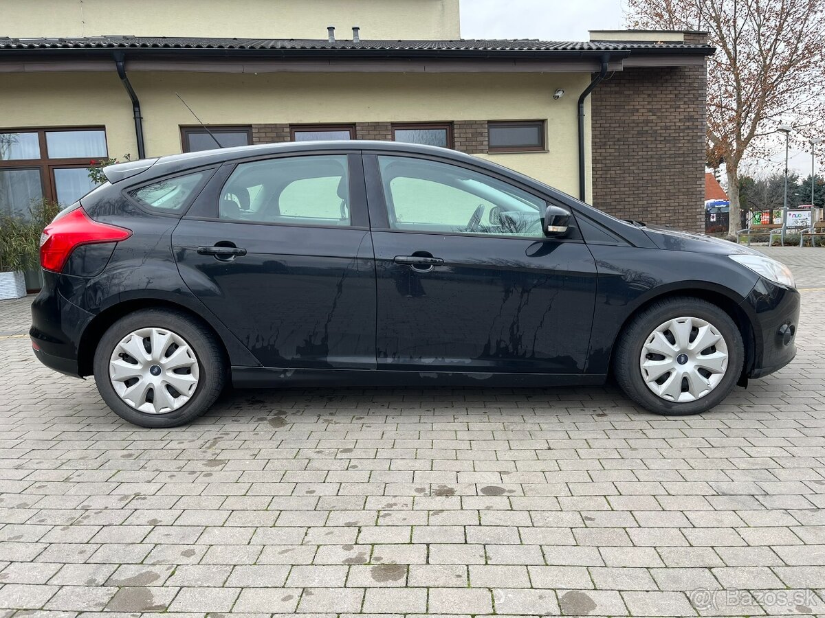 Ford Focus 1.0 EcoBoost - 4