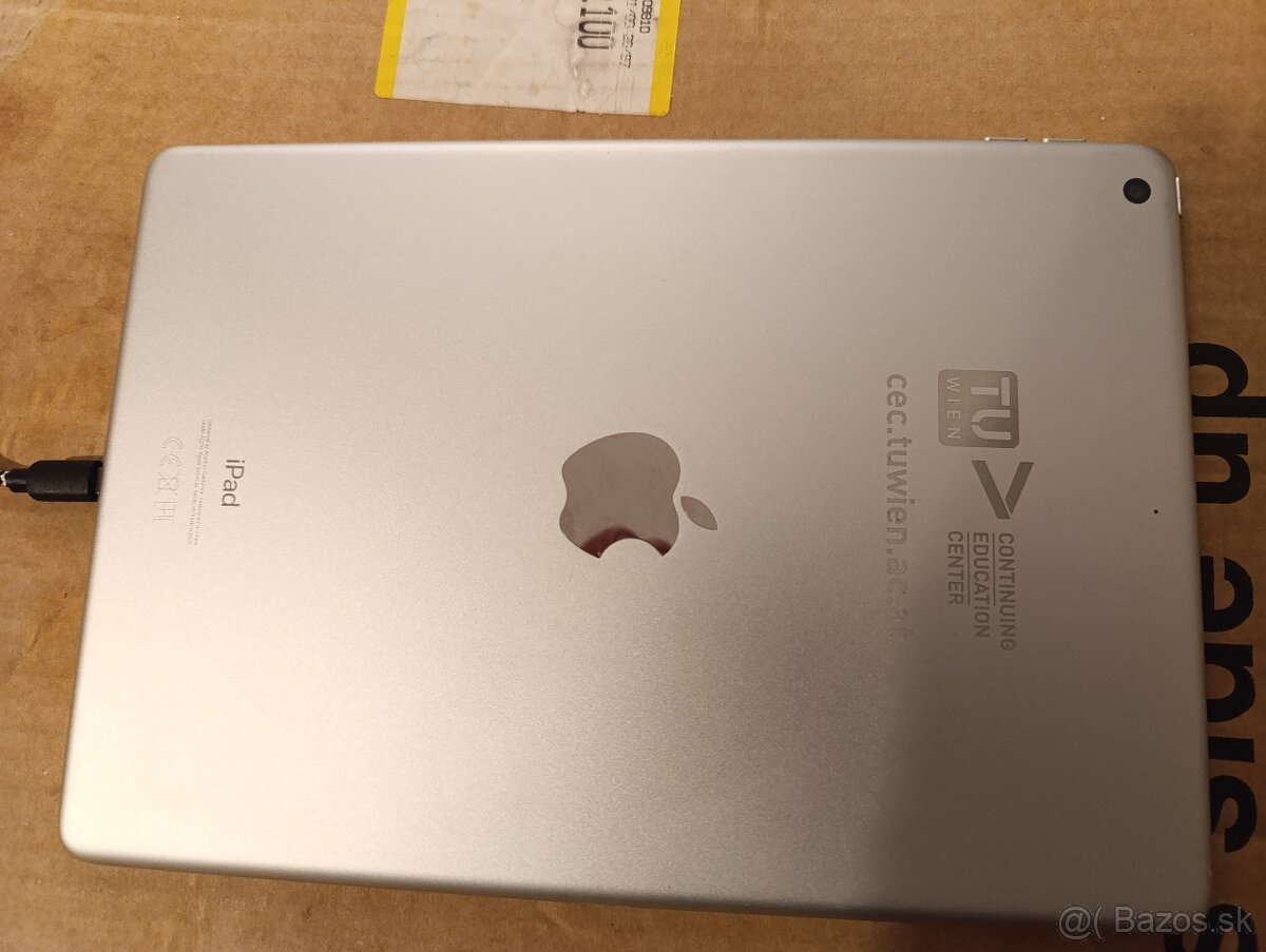 Apple Tablet IPad 8. generácie s 10,2 zol diplay - 4