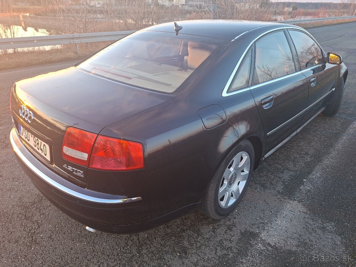 AUDI A8 4.2 TDI 330koní limusine - 4