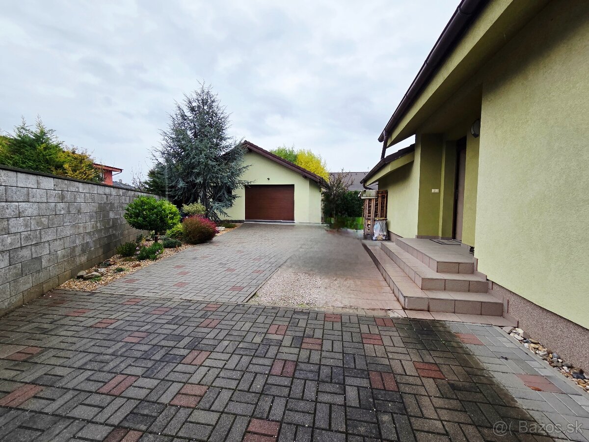 4.-izbový rodinný dom s veľkou garážou v Novej Dedinke - 4