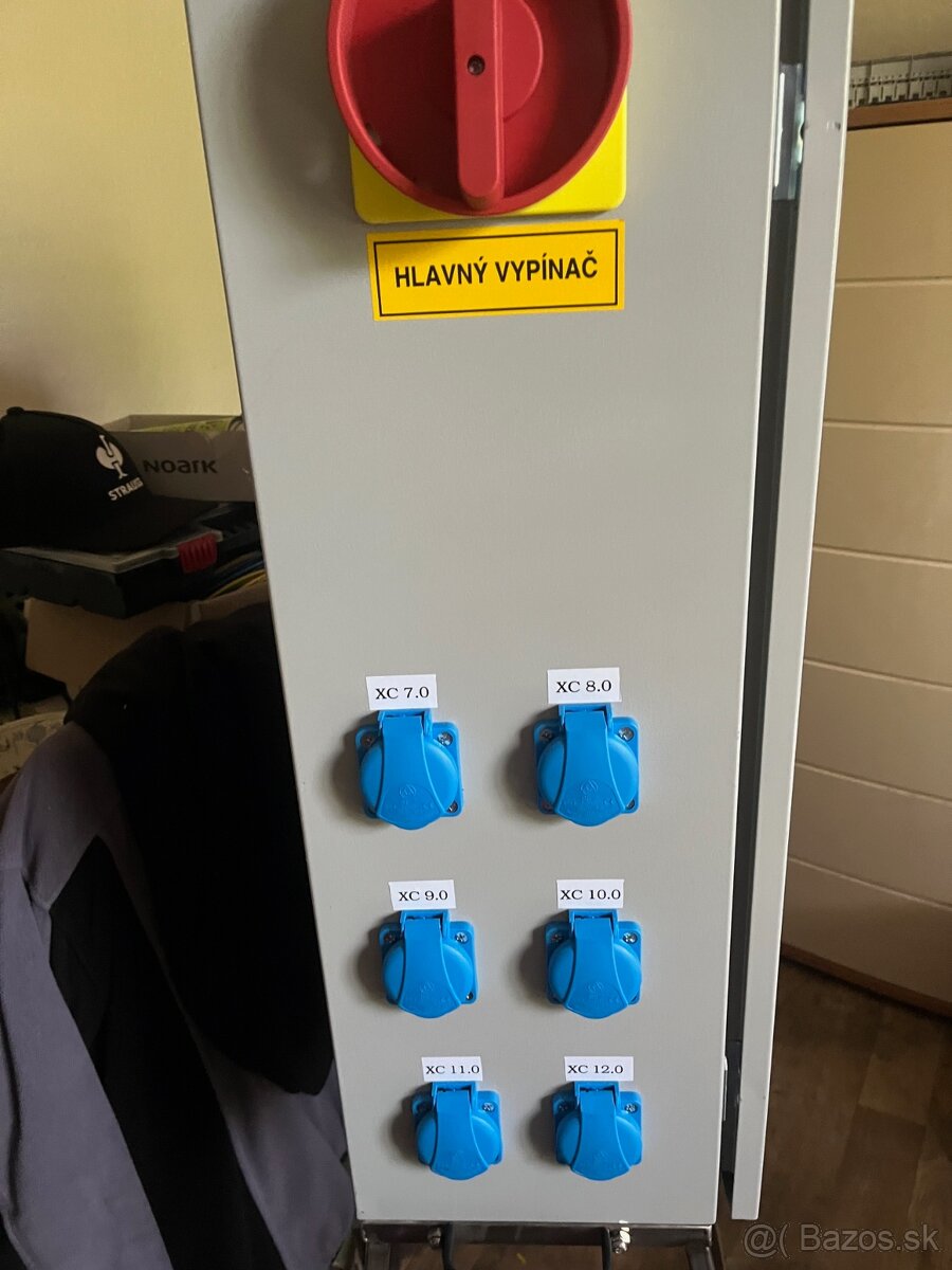 Staveniskový rozvádzač.. - 4