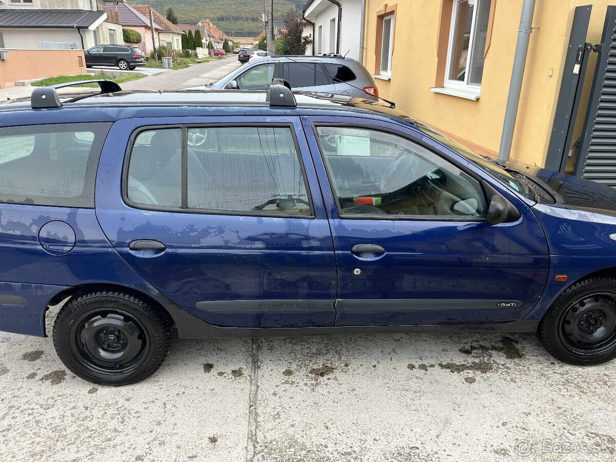 Renault Megane grandtour - 4