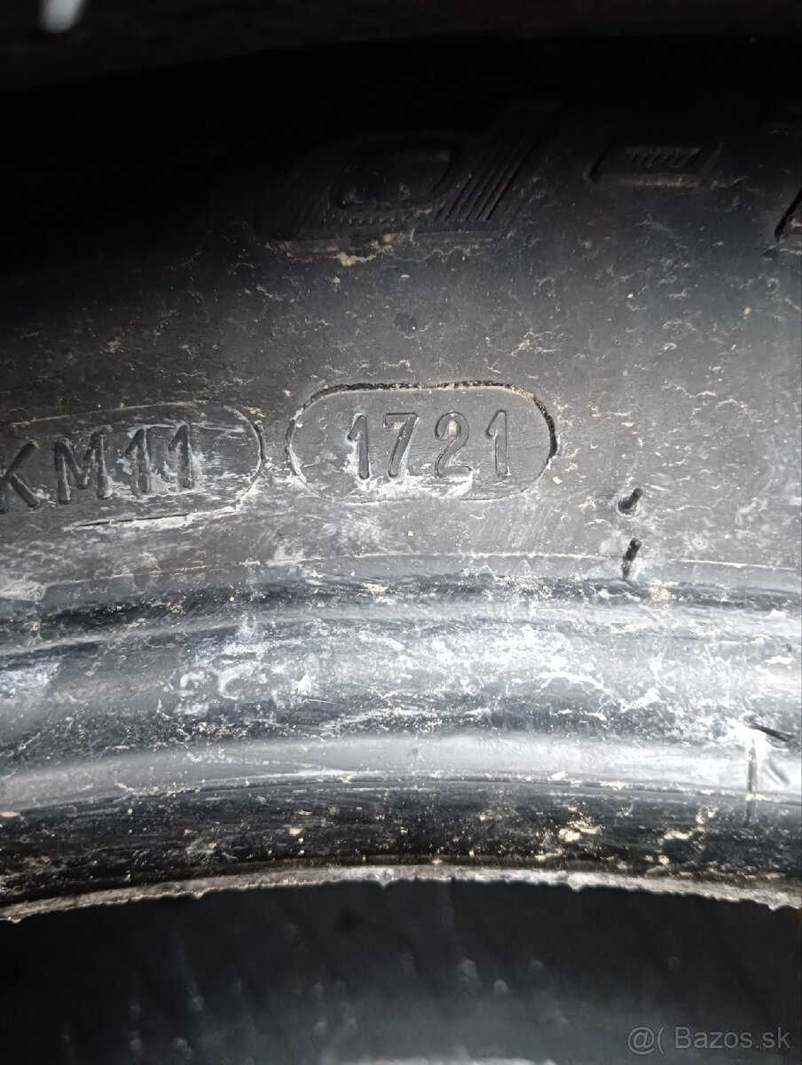 Bf Goodrich mud terrain km3 265/65r17 - 4