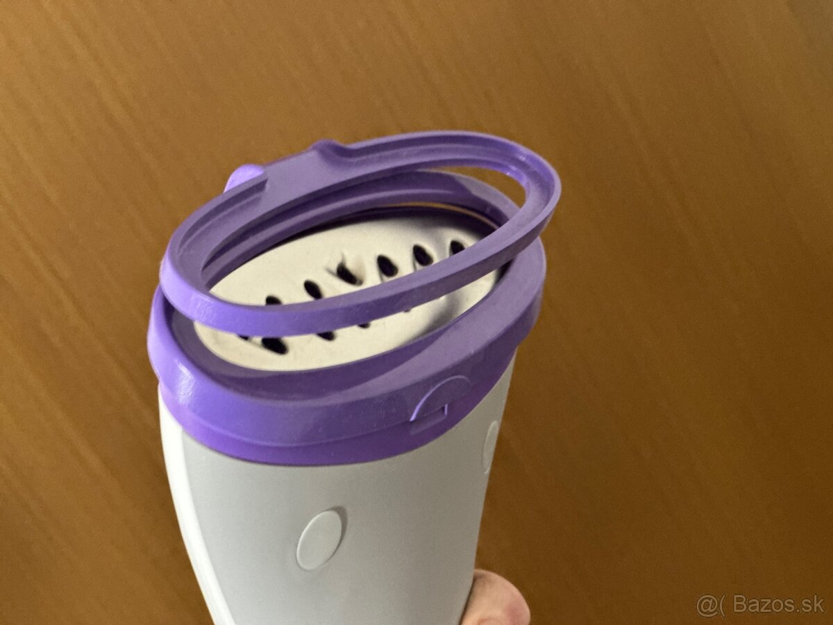 Stojanový naparovač odevov Philips - 4