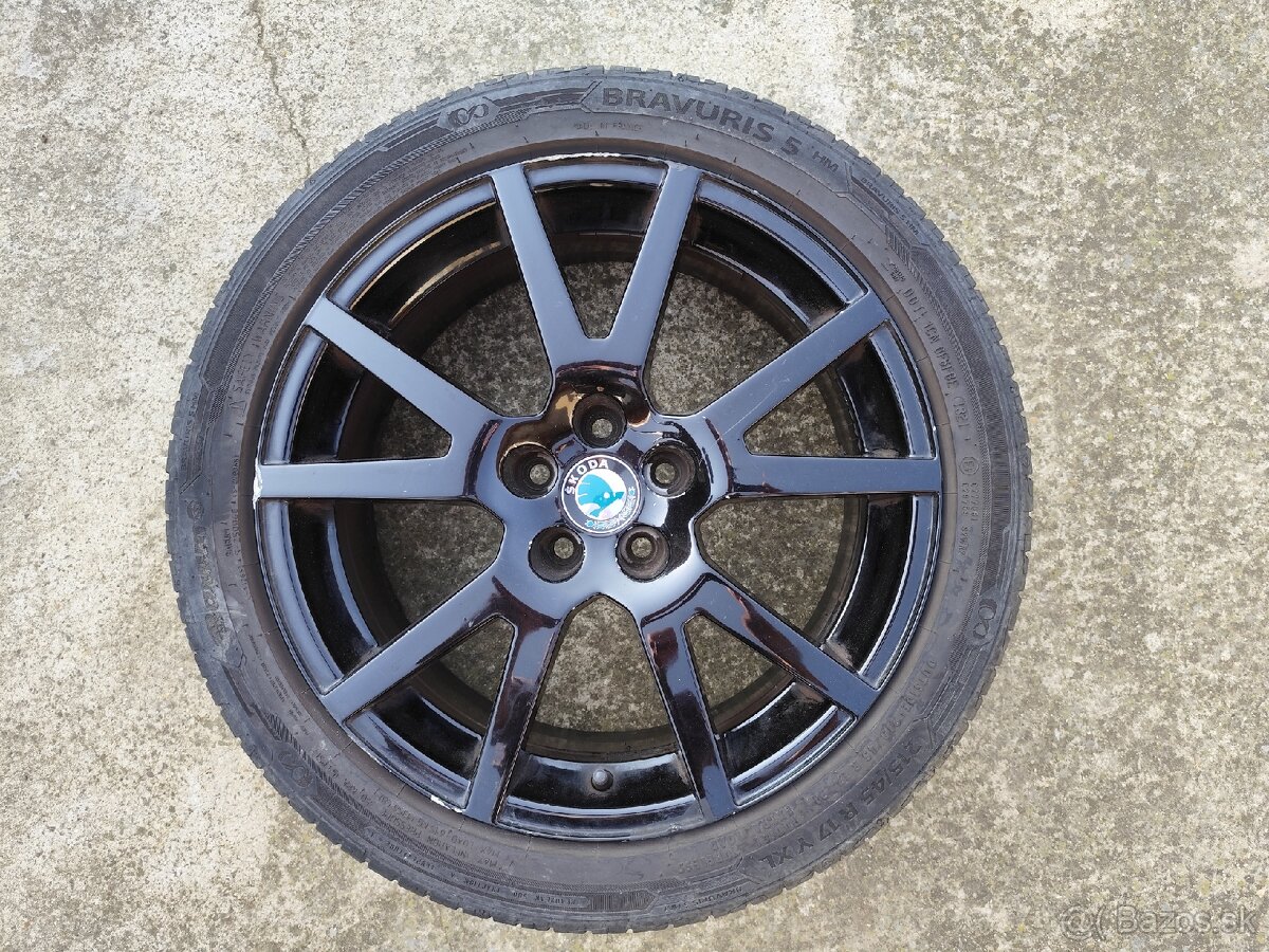 Octavia I RS spider R17" - 4