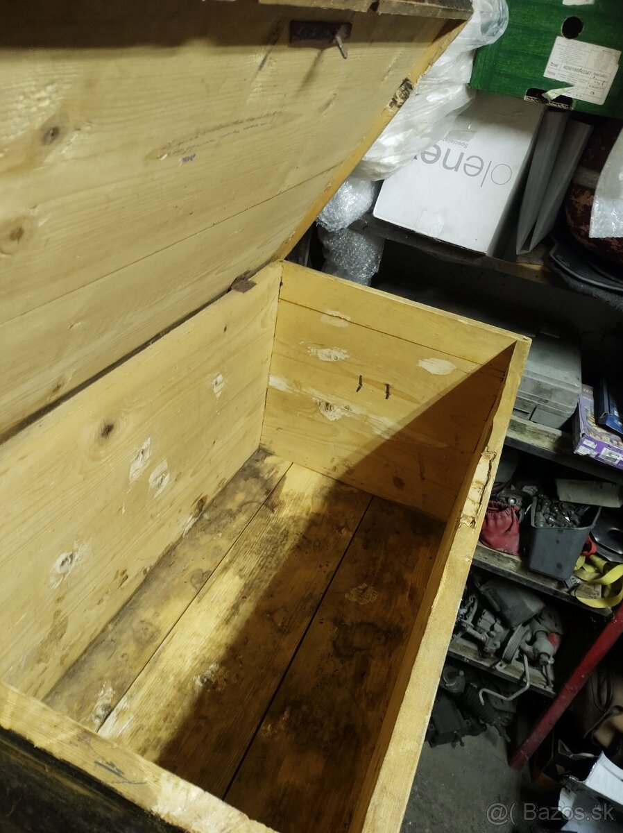 Drevená truhlica / stará drevená komoda - 4