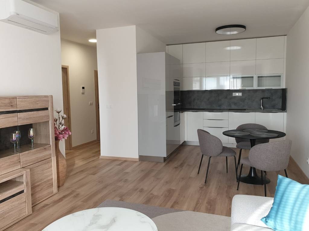 PRENÁJOM - 2 izbový byt v novostavbe Tabáň - Nitra, Centrum - 4