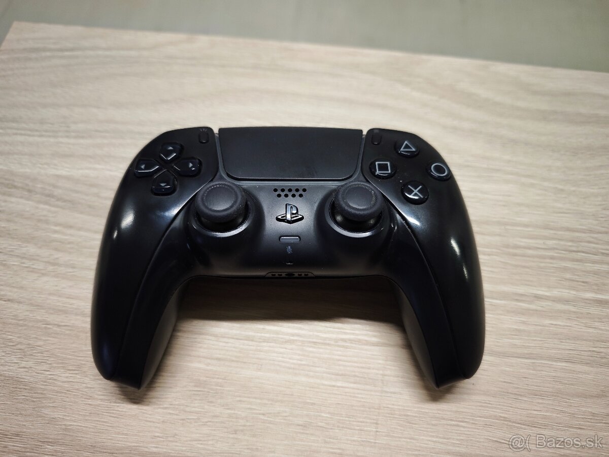 PS5 ovládače - 4
