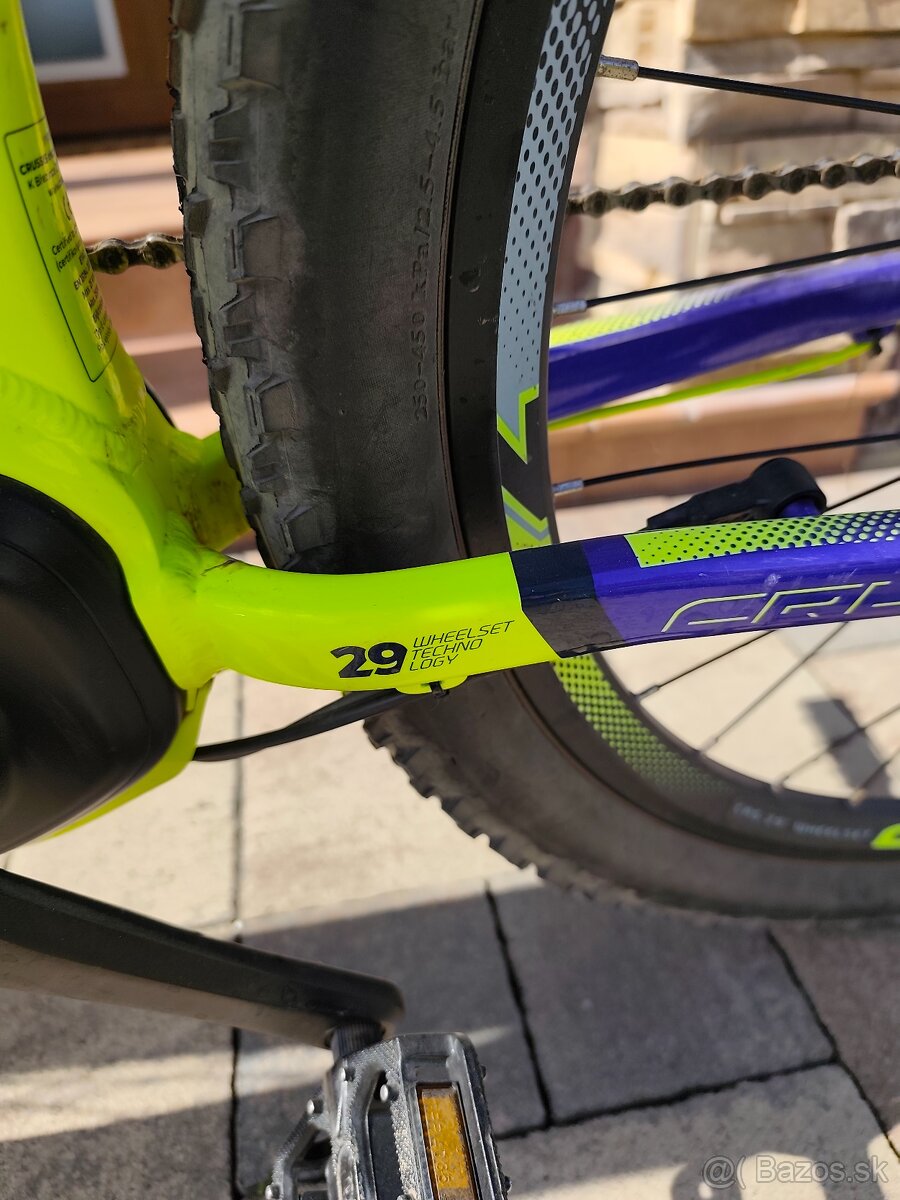 Crussis E largo 7.6 - 4