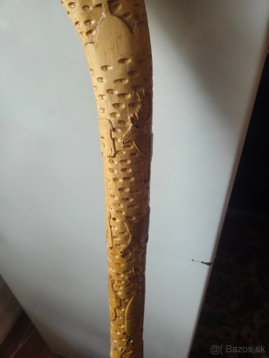 Vyrezávaná palica - 4