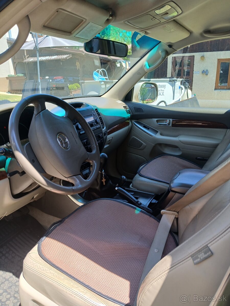 Toyota land cruiser