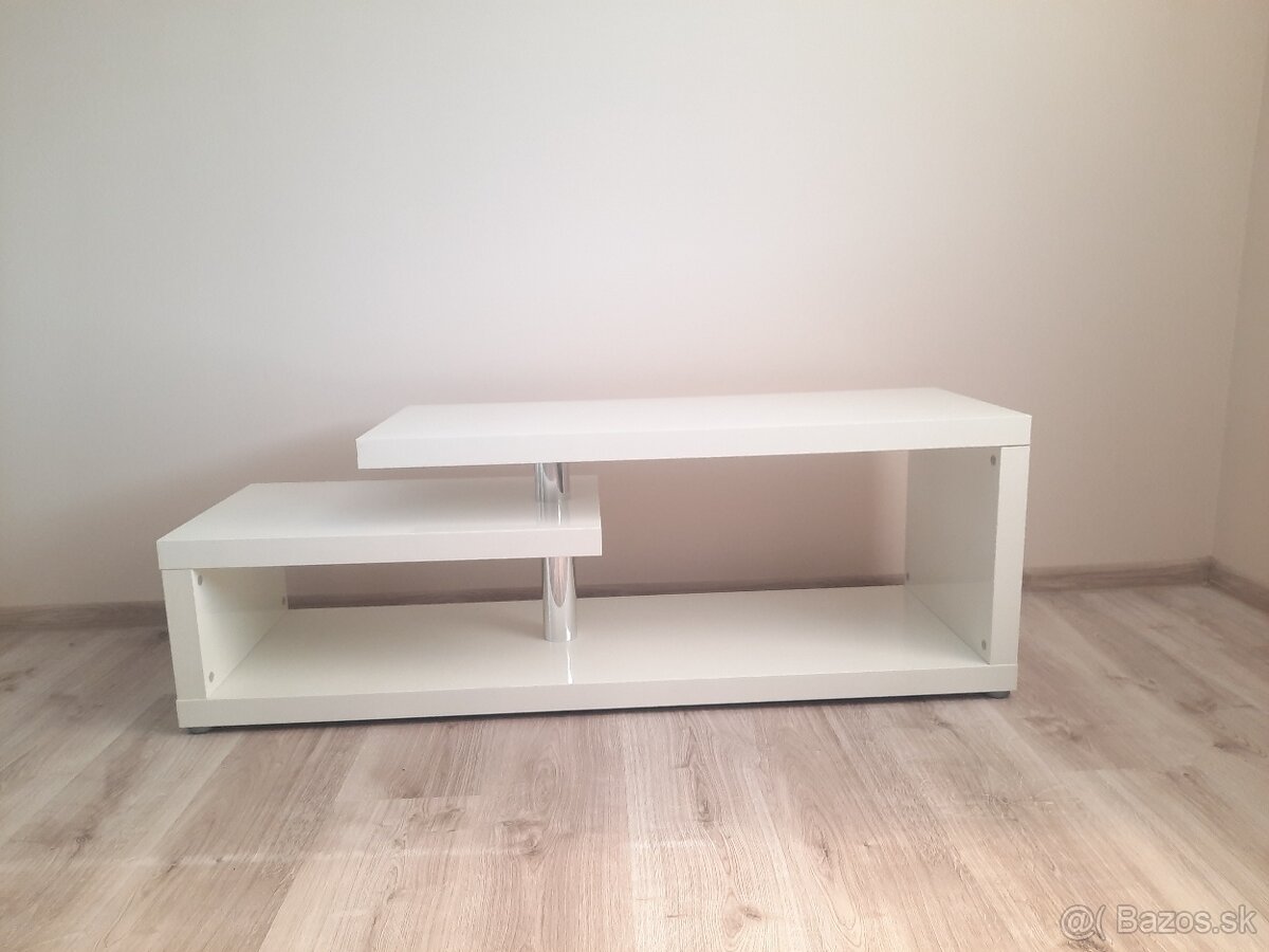 Konferenčný stolík - 4