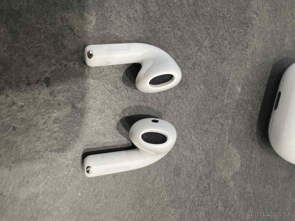 Apple AirPods 4 ANC - 4