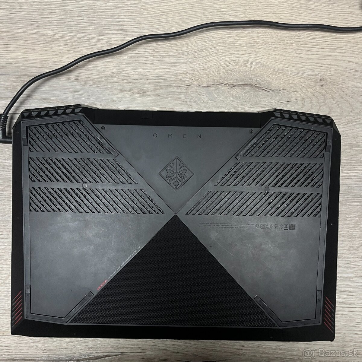 Herný notebook OMEN by HP 15-dc0021nc - 4