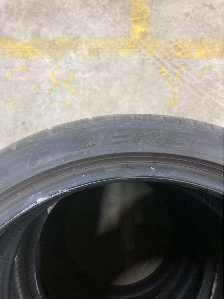 Letné pneu Pirelli P-Zero 215/40 R18 - 4