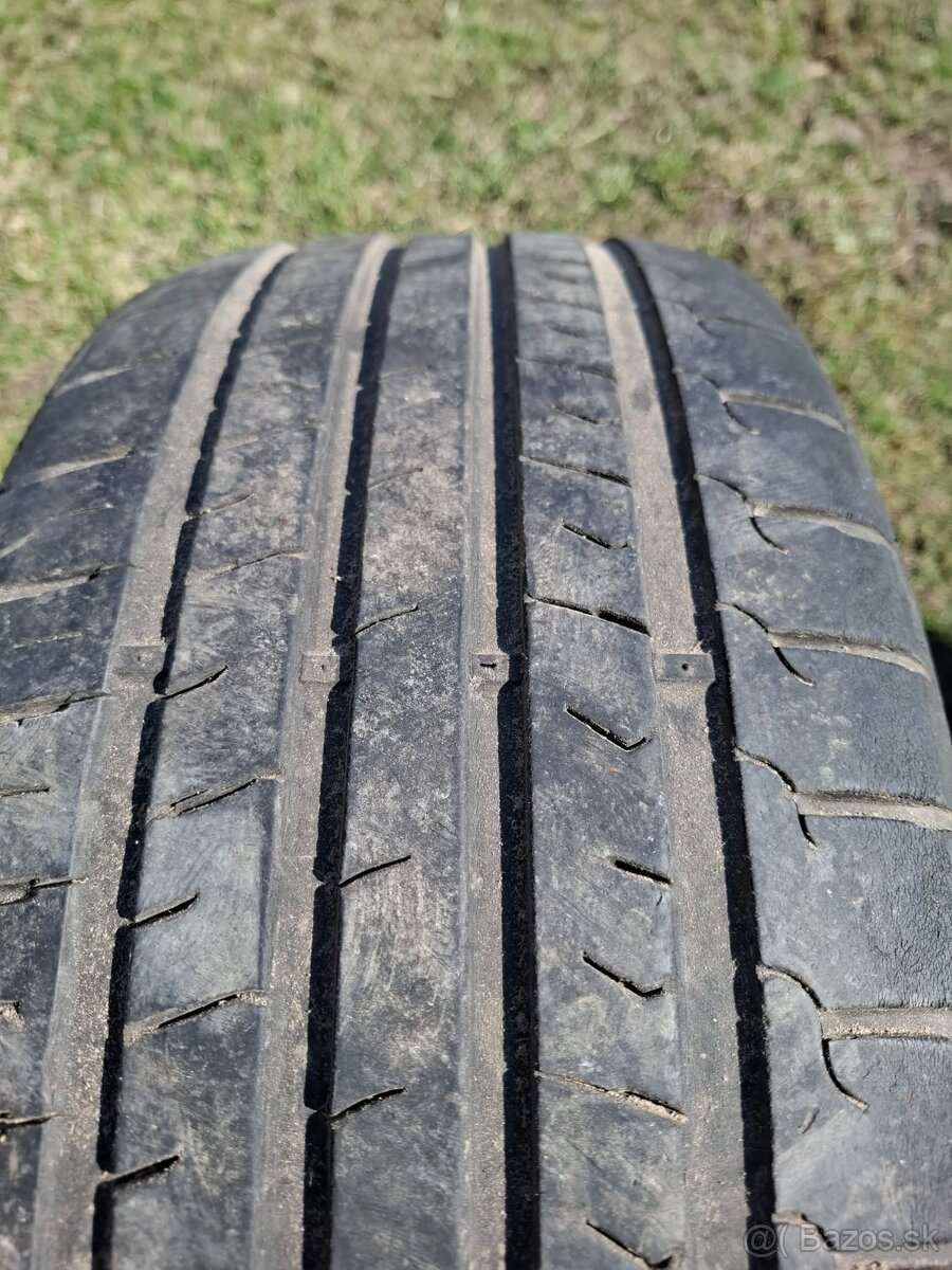 Tomket 245/45ZR18 - 4