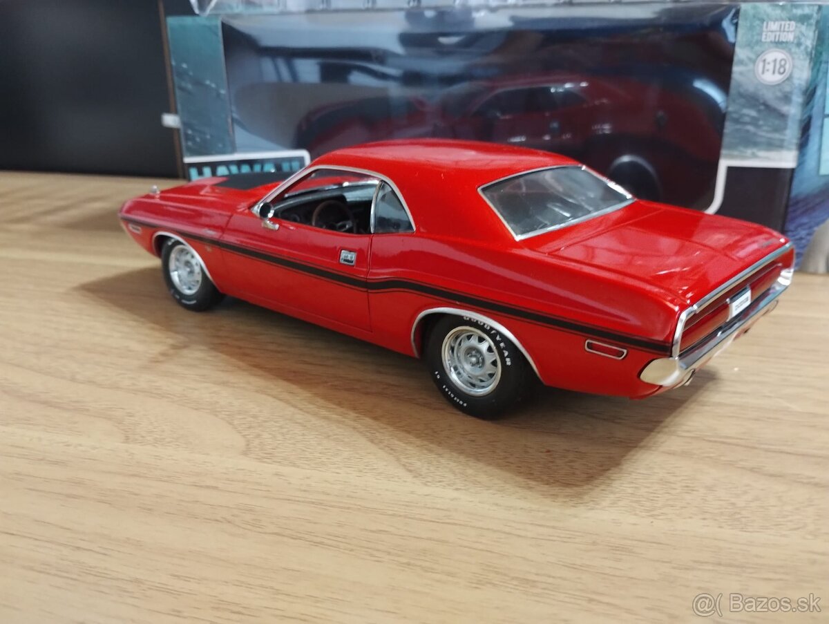 Dodge Challenger 1970 1:18 Greenlight - 4
