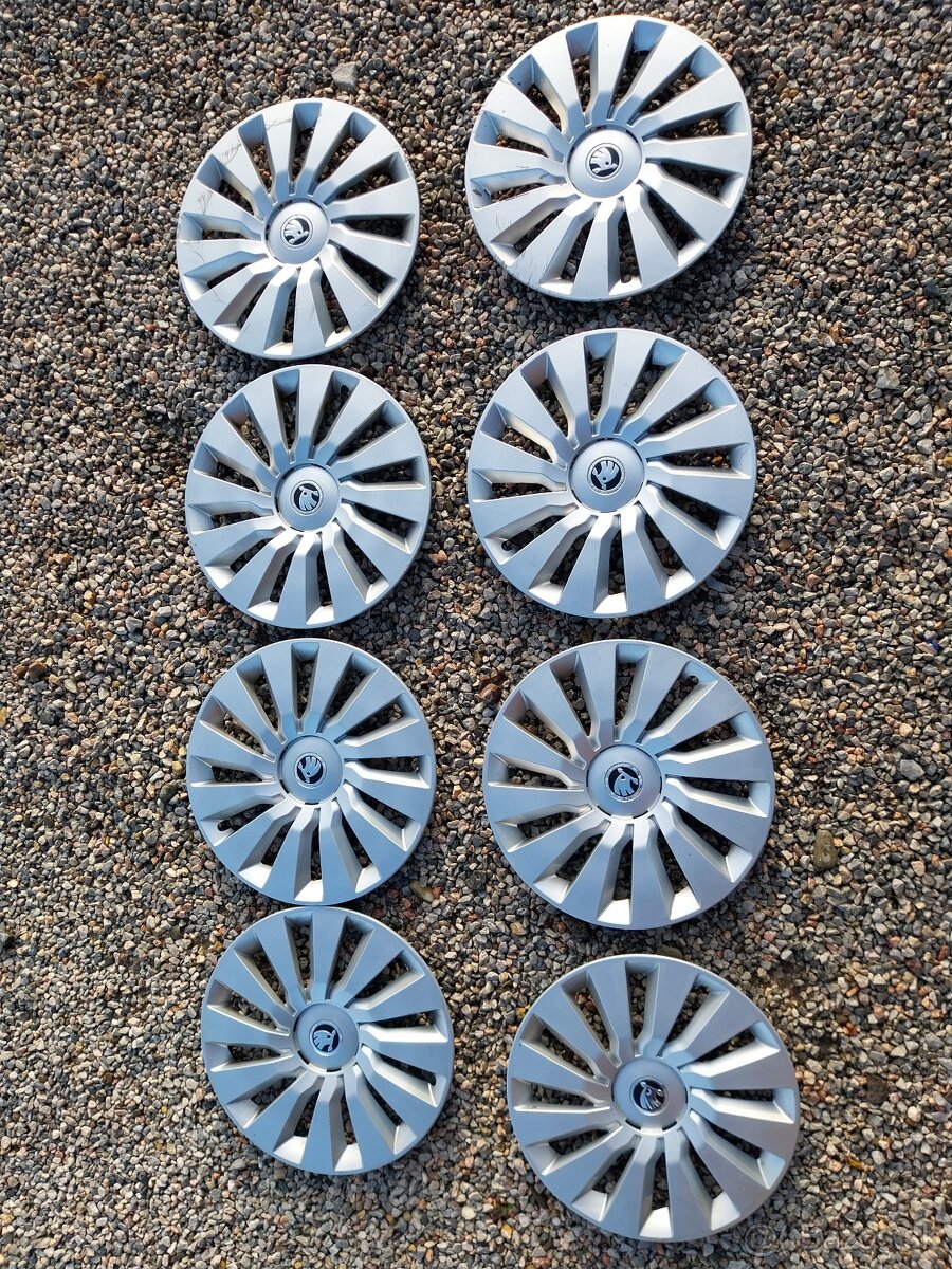Kryty kolies puklice original Skoda VW 15"16" - 4