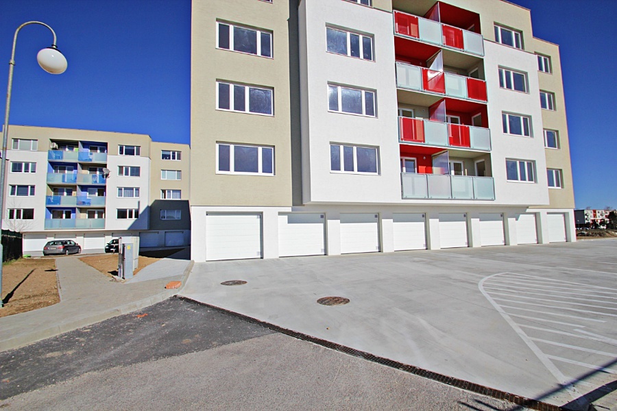 Predaj nadštandardný 2-izb. byt s garážou, PEZINOK - 4