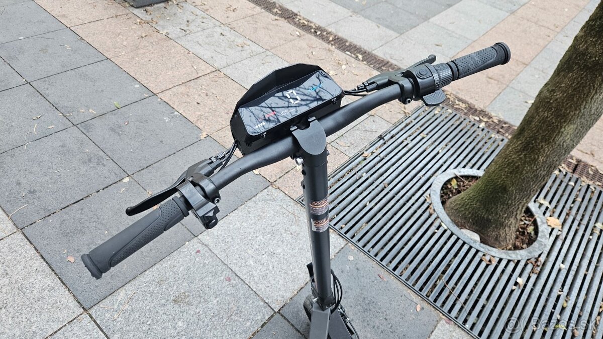 Elektrická Kolobežka KuKirin G2 - plne funkčná - 4