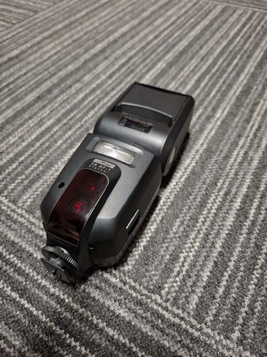 Blesk METZ MB 58 AF-1 DIGITAL - 4