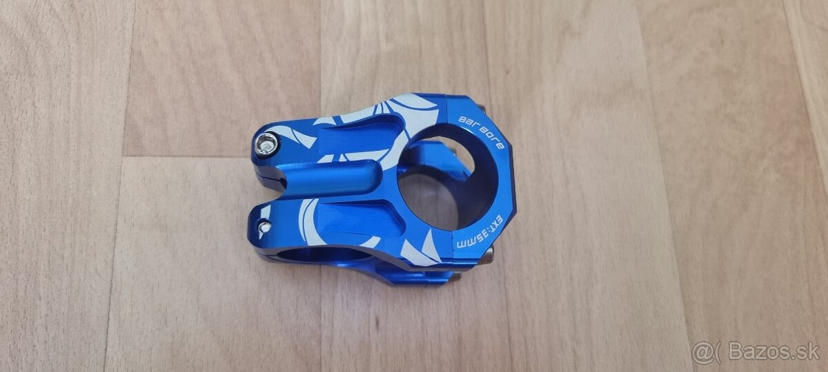 Predstavec krátky - 4