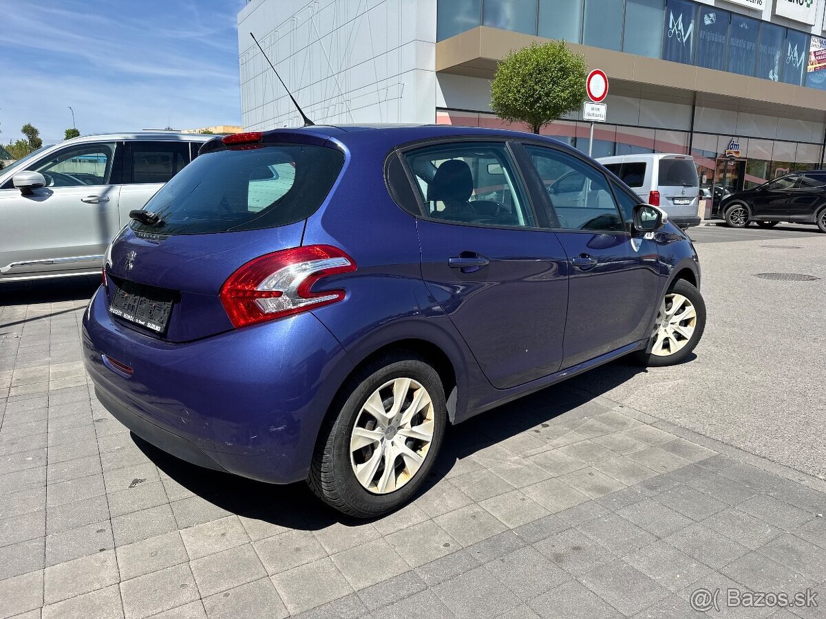 Peugeot 208 1.0 VTI facelift - 4