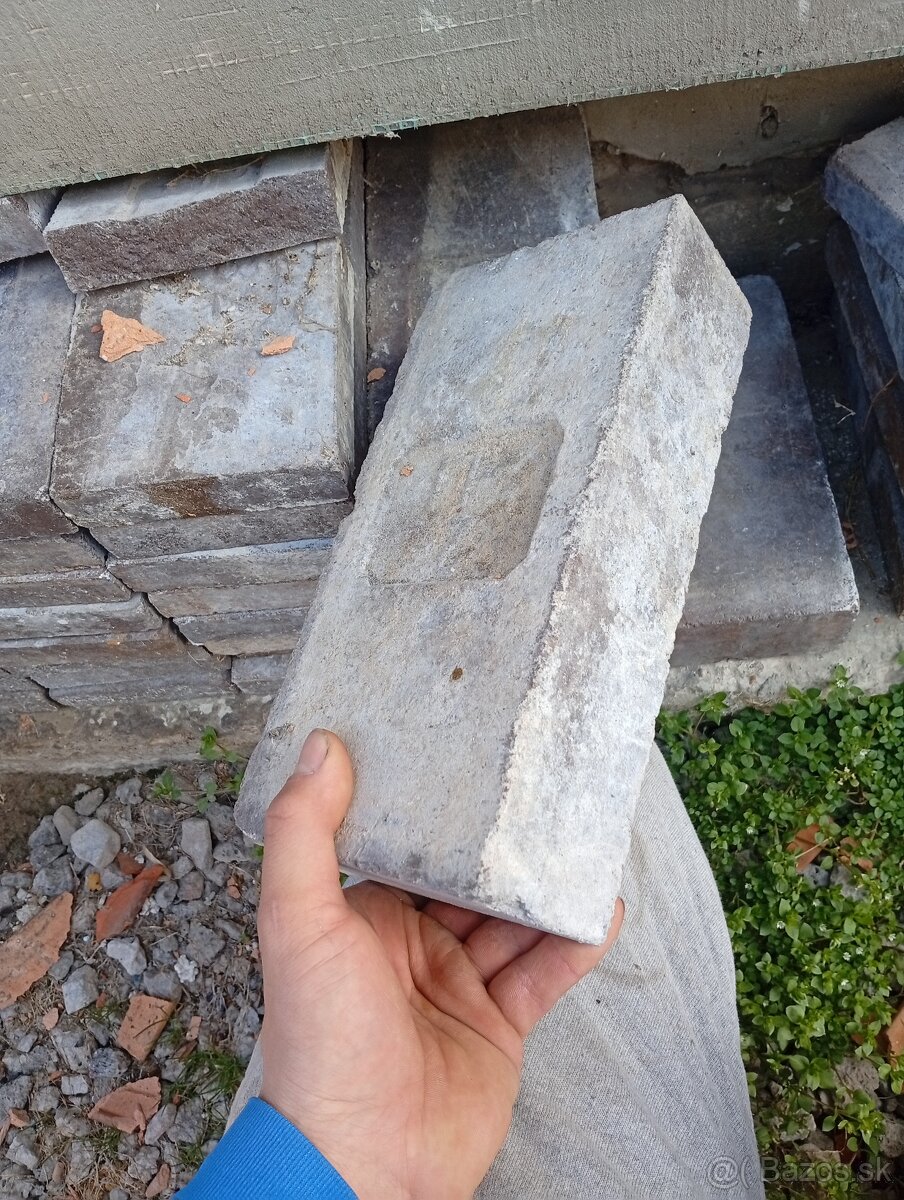 Magnezitové/Šamotové tehly - 4