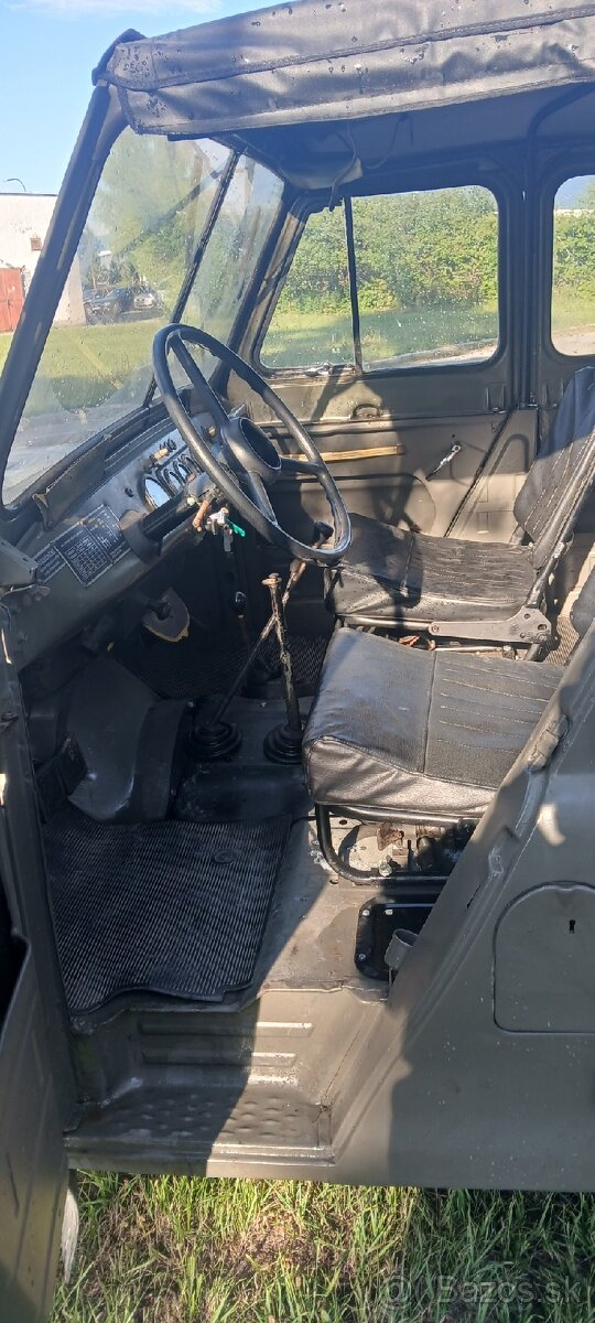 Uaz 469 - 4