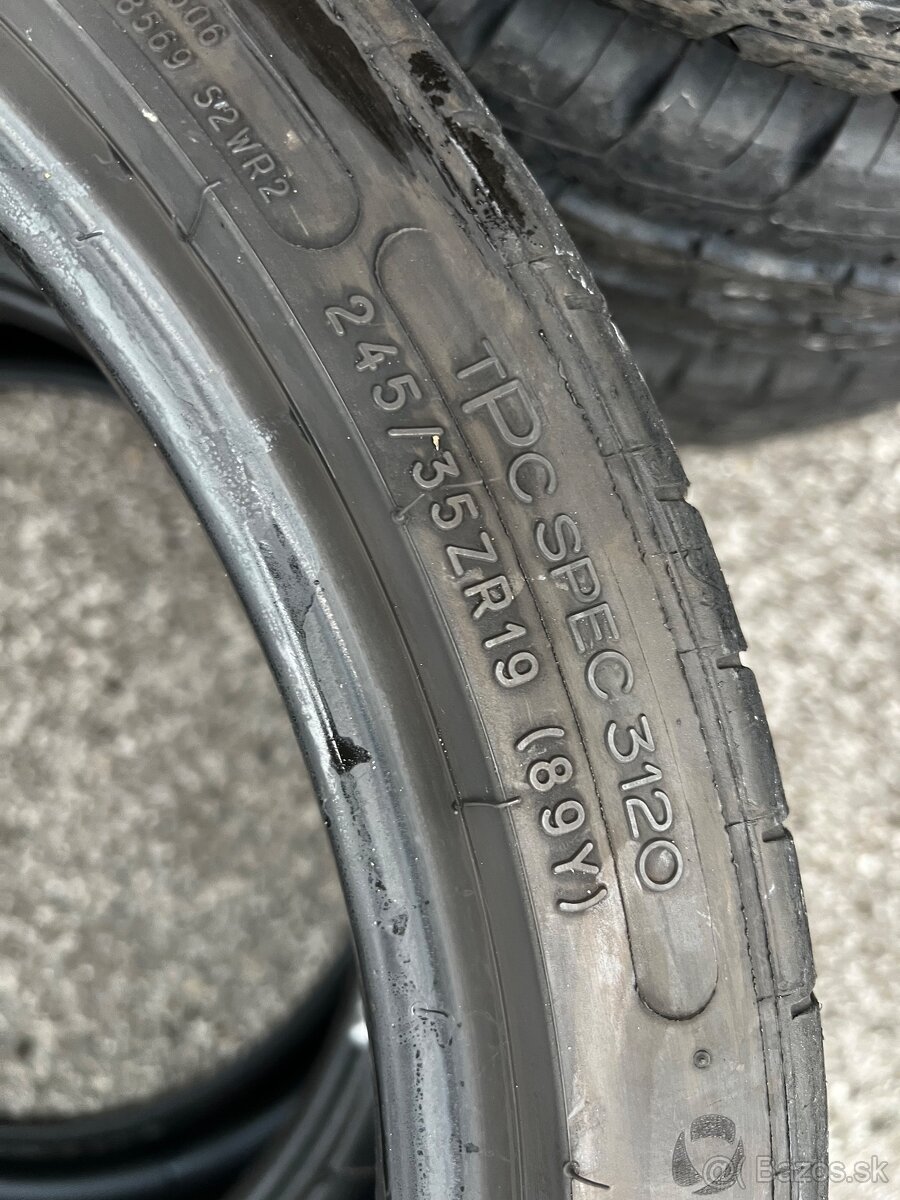 245/35 r19 Mischelin Pilot Sport 4S - 4