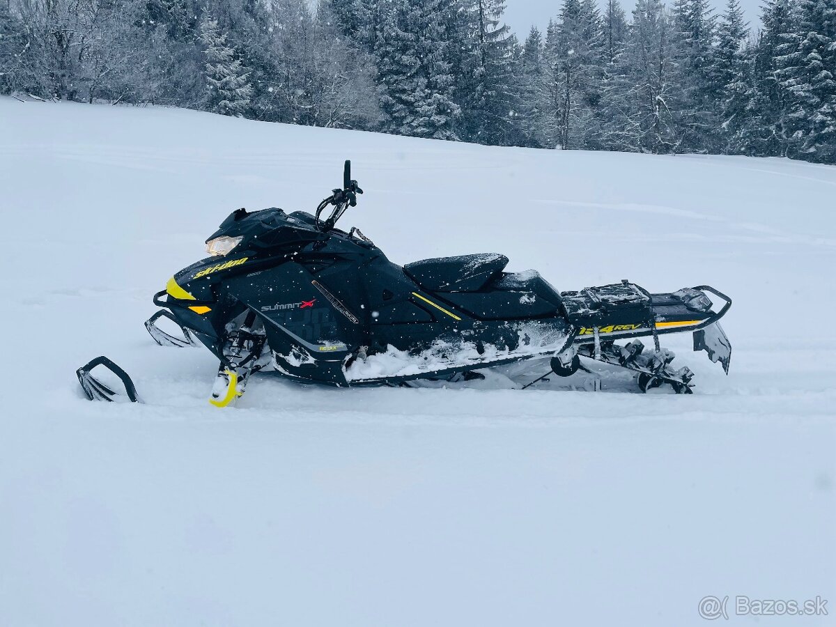 Ski Doo Summit 850 pas 154” REV