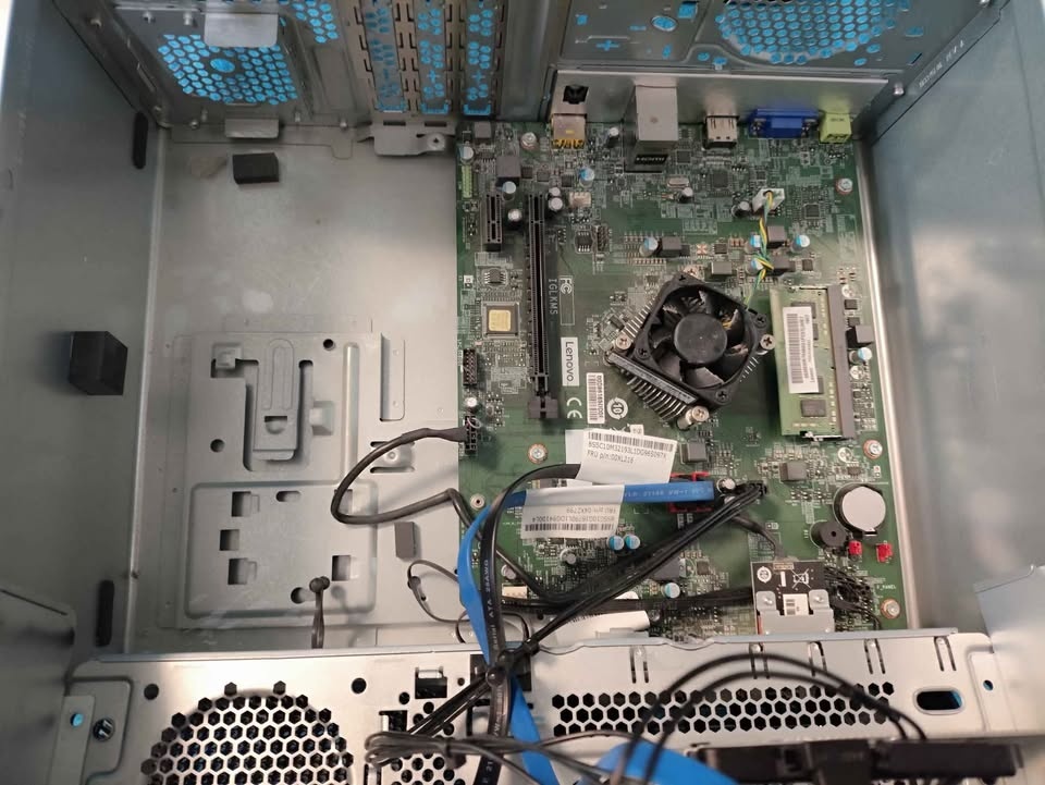 Lenovo Personal Computer - 4