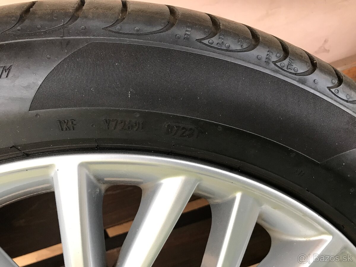 C-HR r18 ( TOYOTA ) - 4