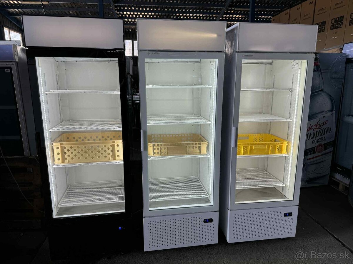 Prosklená lednice na přepravky 70x71x207cm - 4