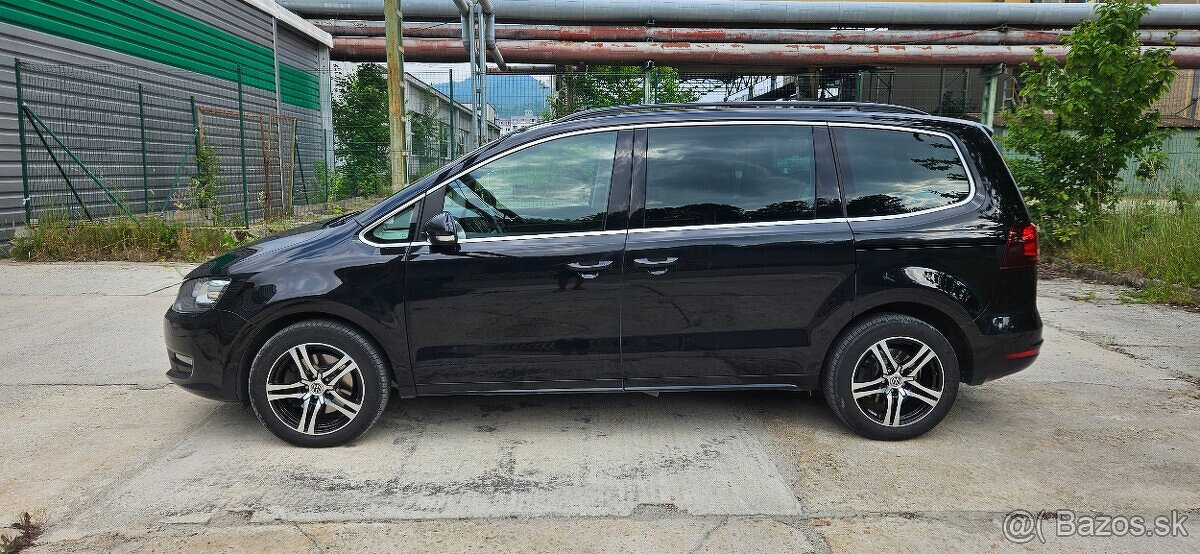 Volkswagen Sharan 2.0 TDI 150k Comfortline DSG - 4