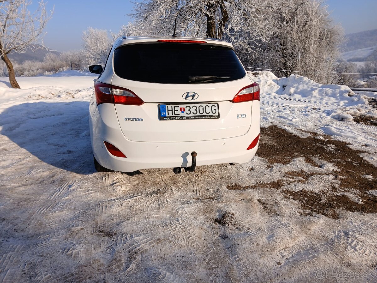 Hyundai i30 1.6crdi 160 000km - 4