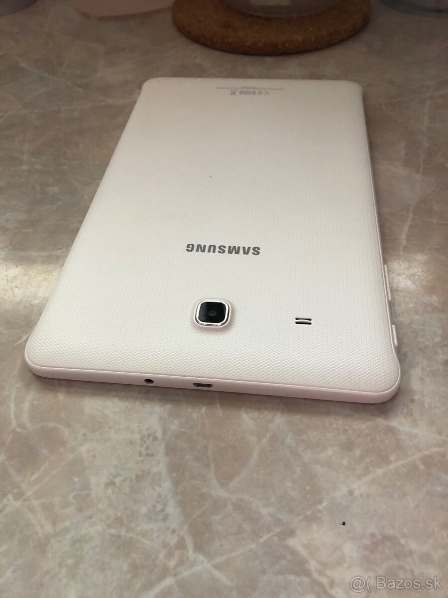 9.7” tablet Samsung Galaxy TAB E / 8GB Biely - 4