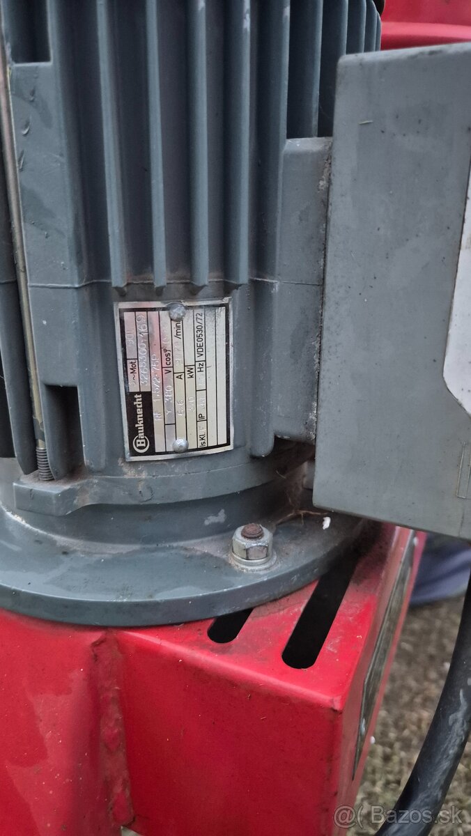 Predám drvičku konárov samix 3KW 380Vlt - 4