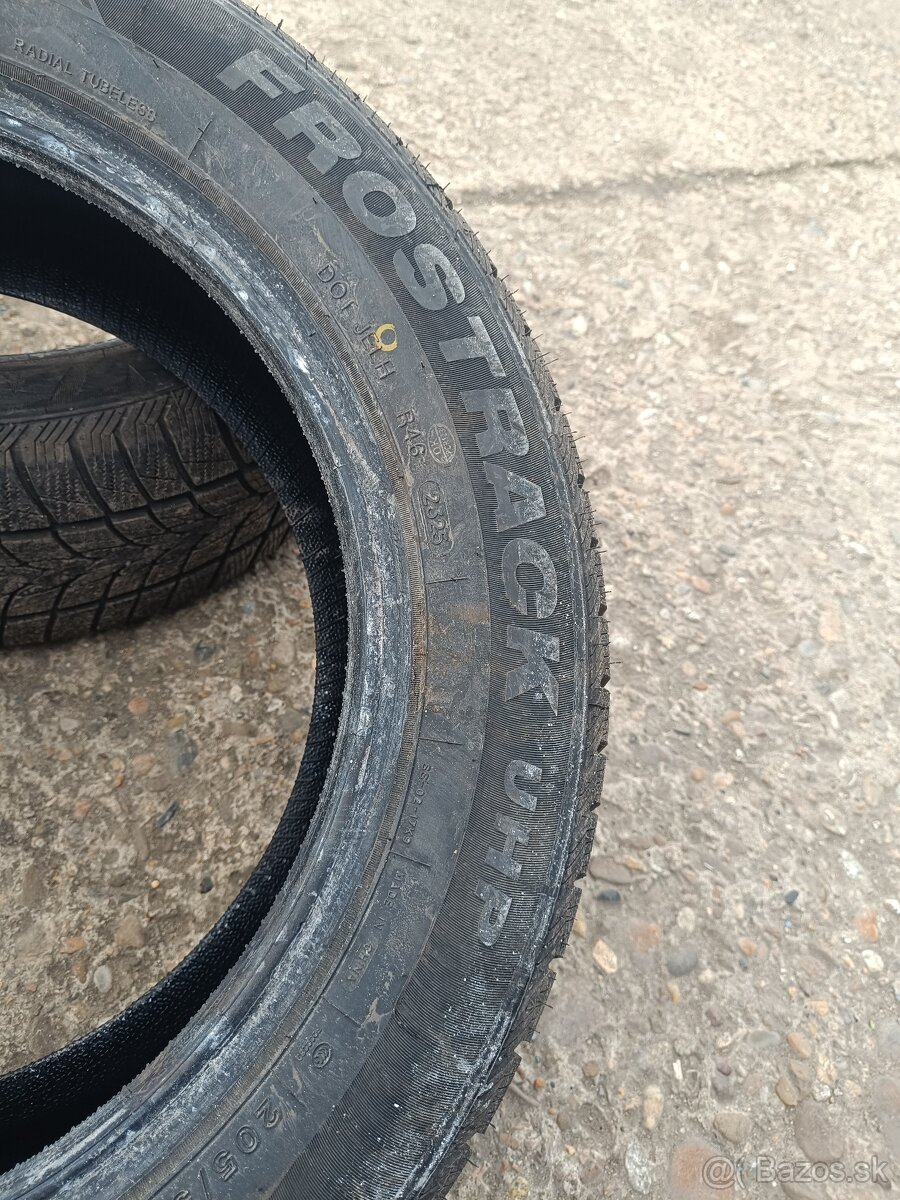 Minerva Frostrack uhp 205/55R16 94H. - 4